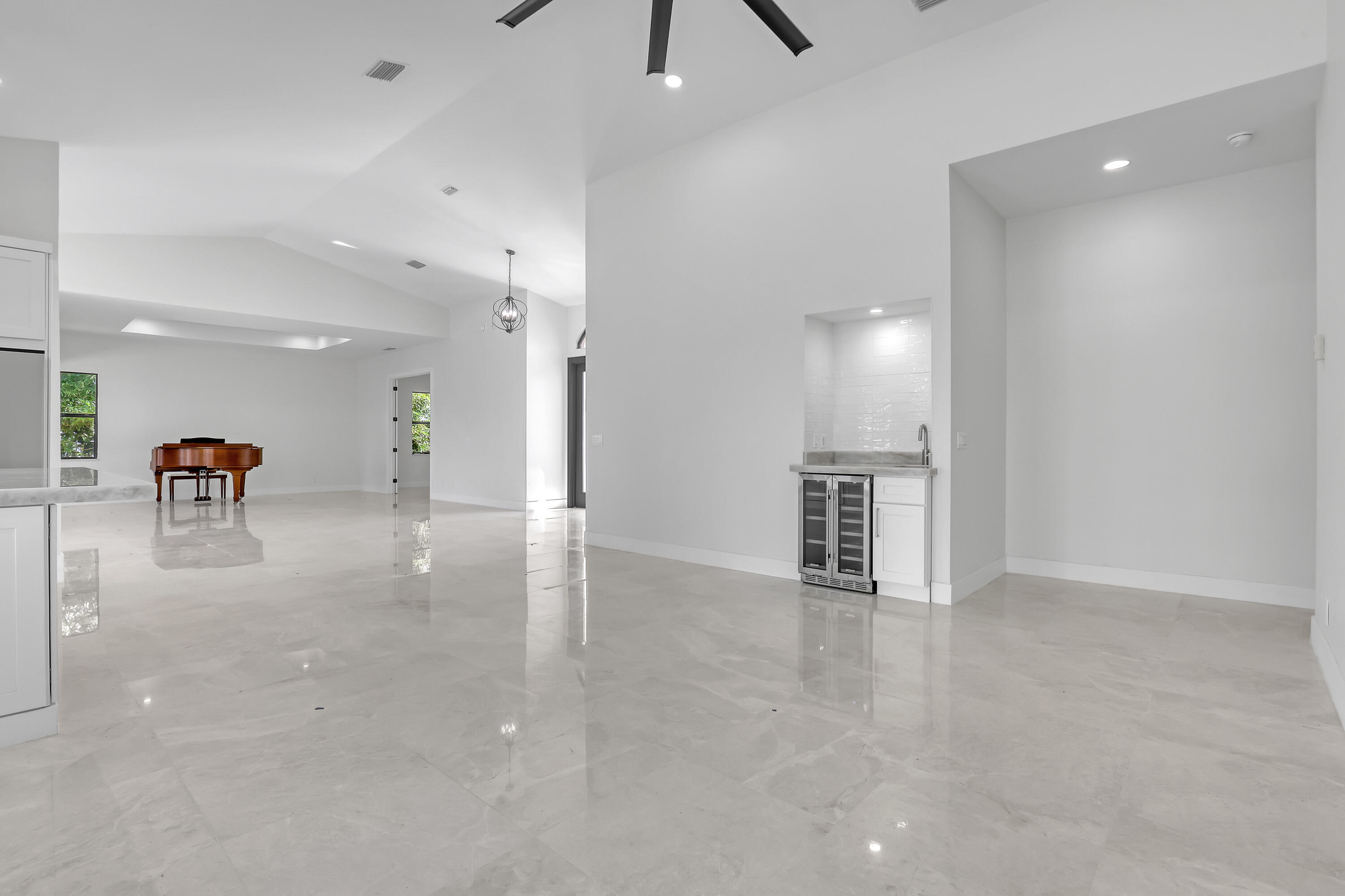 OLYMPUS - Residential