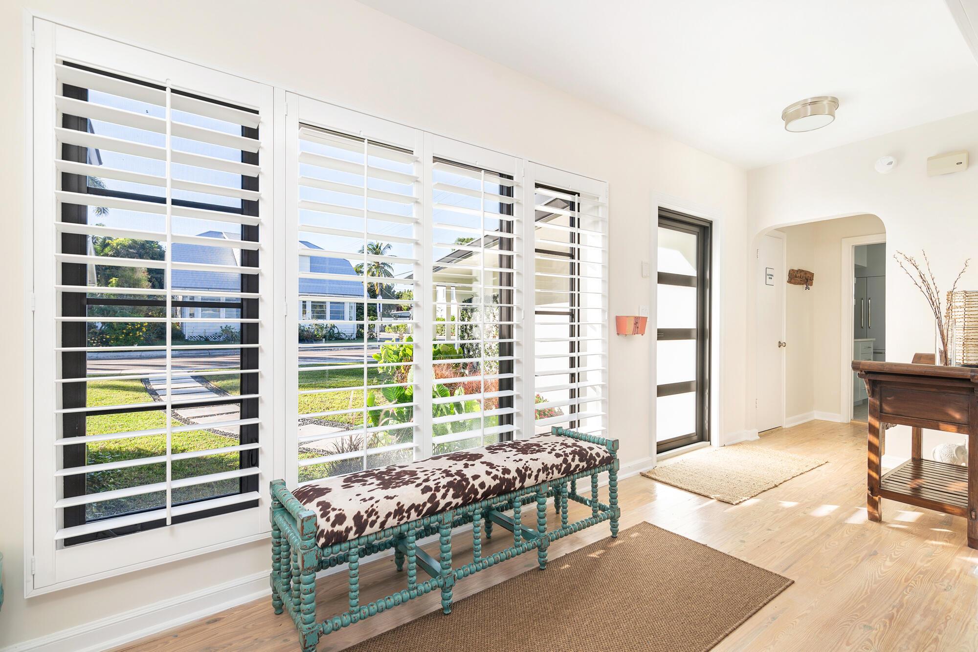 LAKE WORTH TOWN OF - Residential Lease