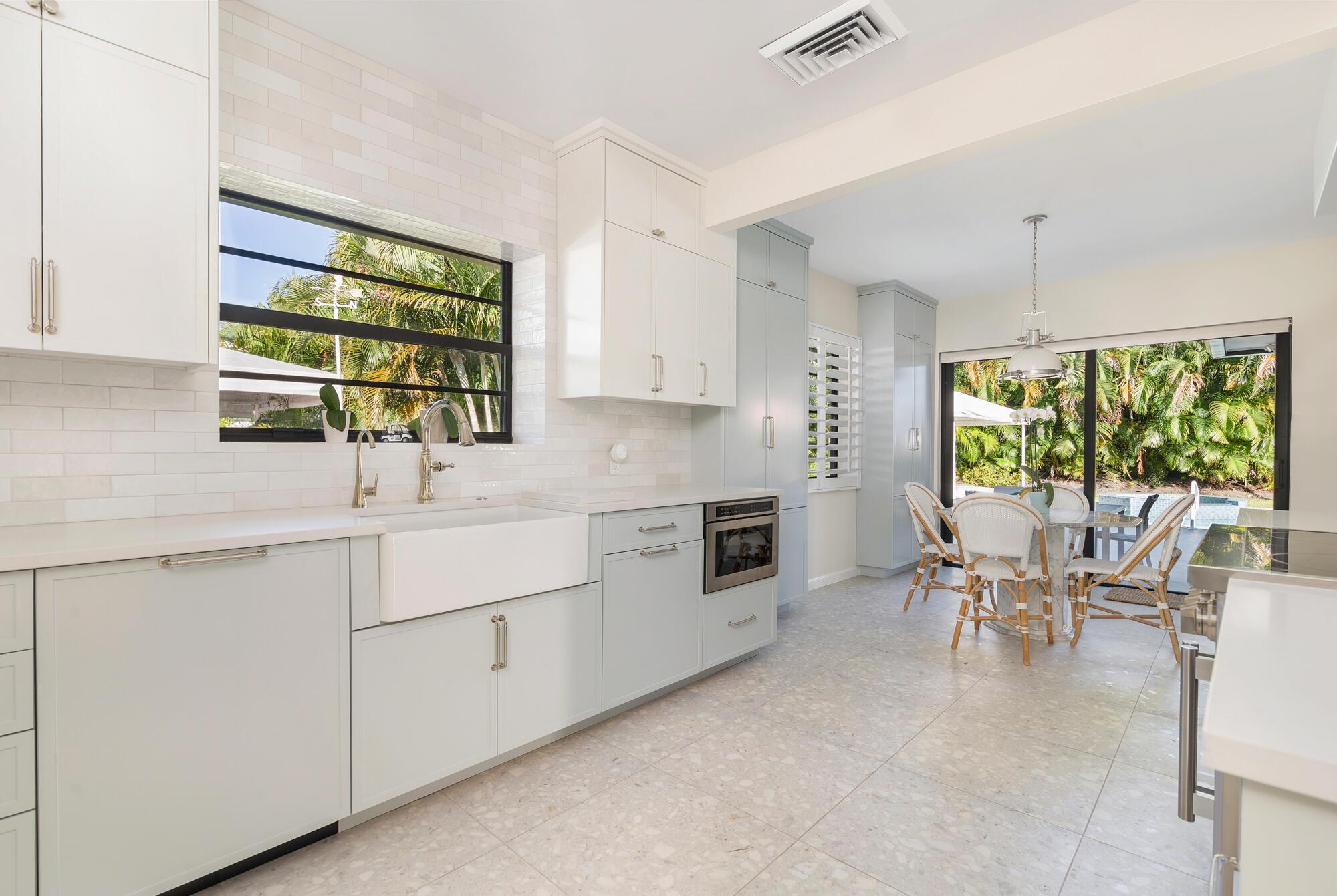 LAKE WORTH TOWN OF - Residential Lease