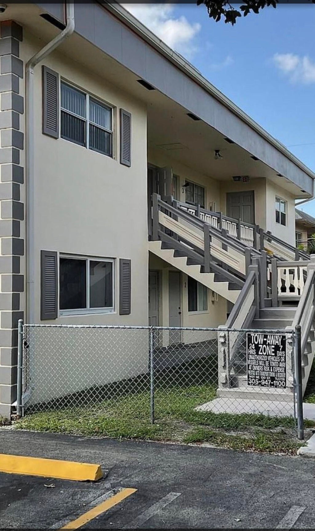 Photo of 5271 SW 90th Way #4, Cooper City, FL 33328 (MLS # B26070617)