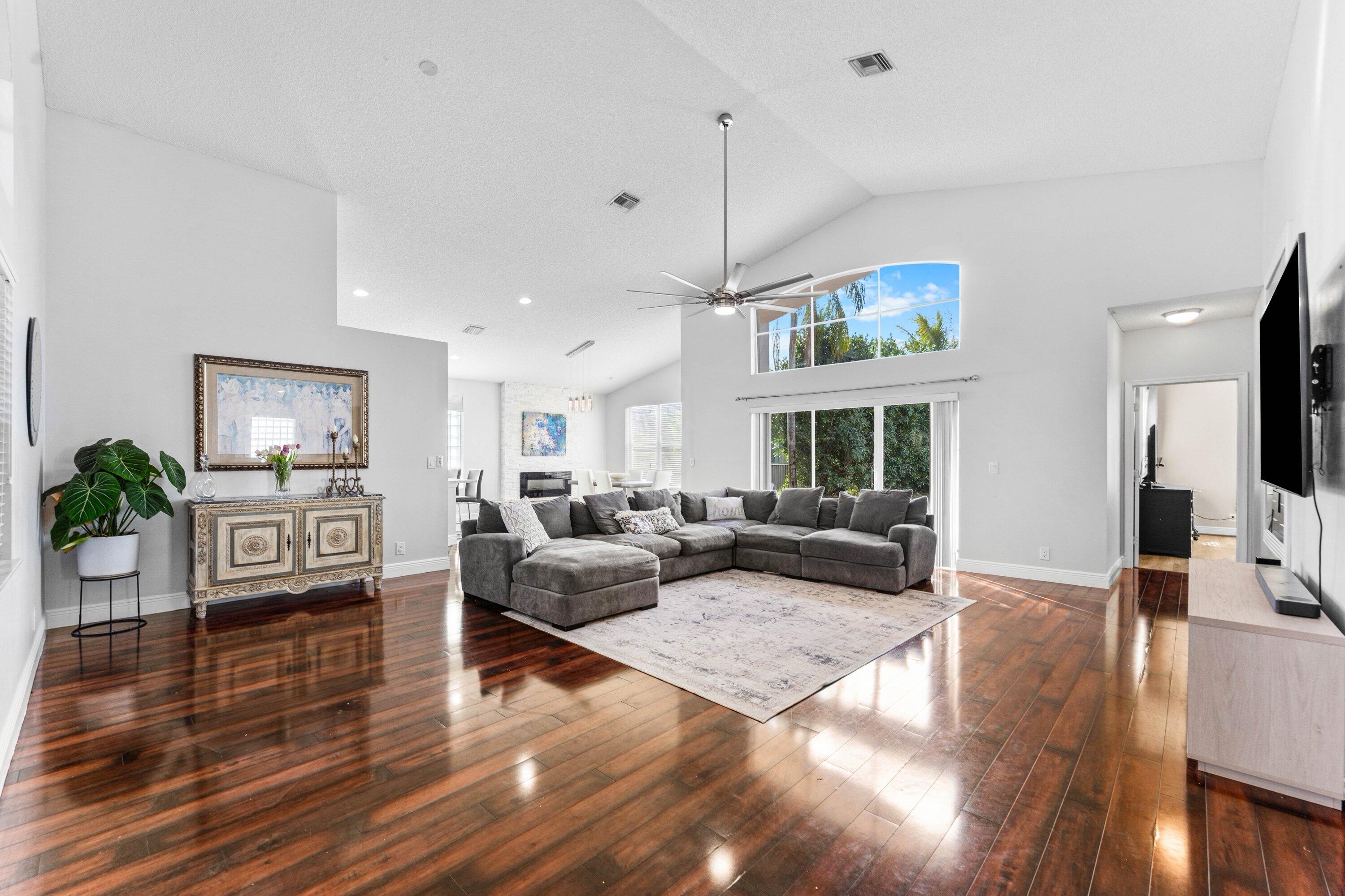 MELROSE PUD VERONA LAKES - Residential