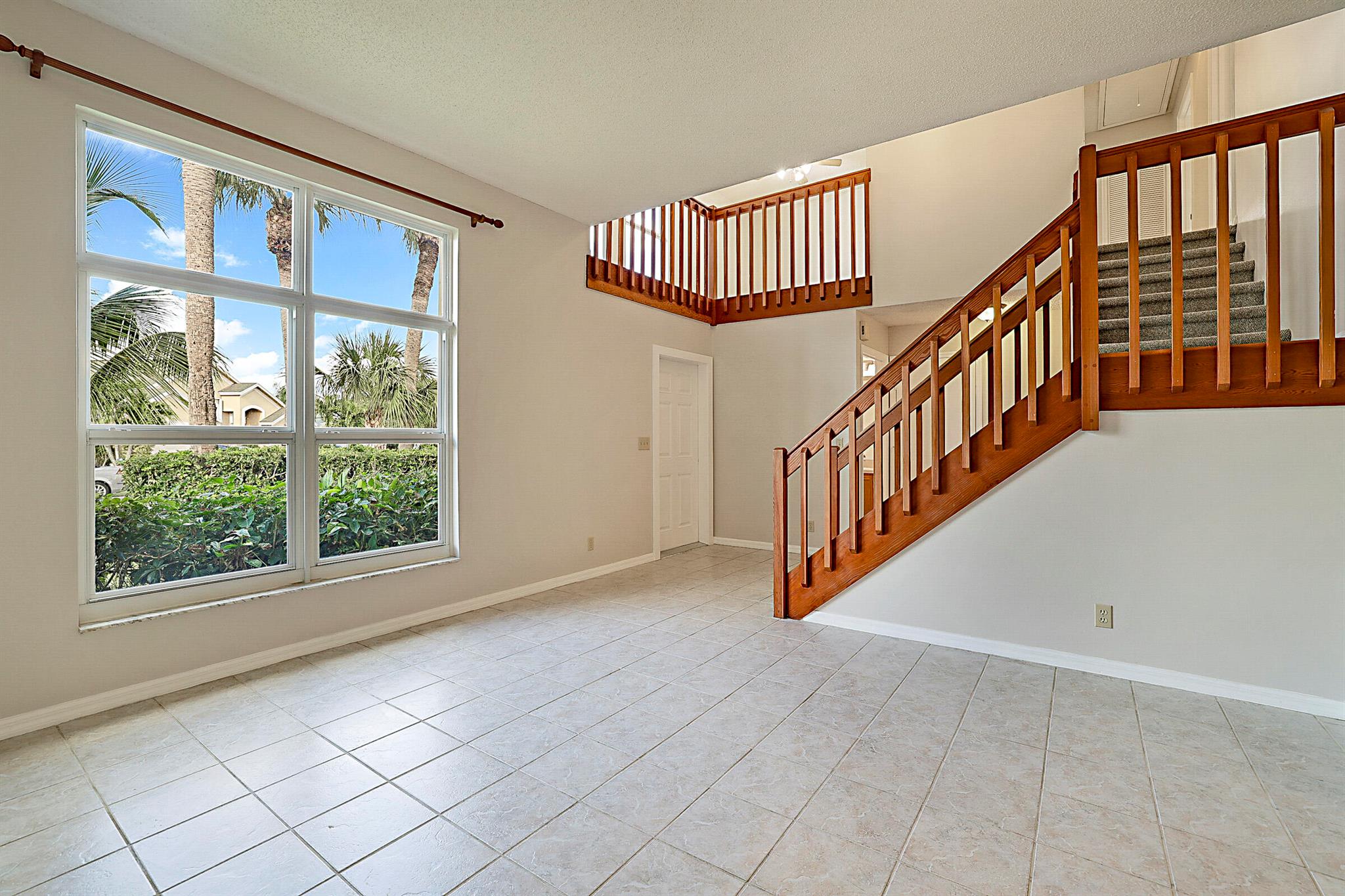 WOODS WALK 3 - Residential