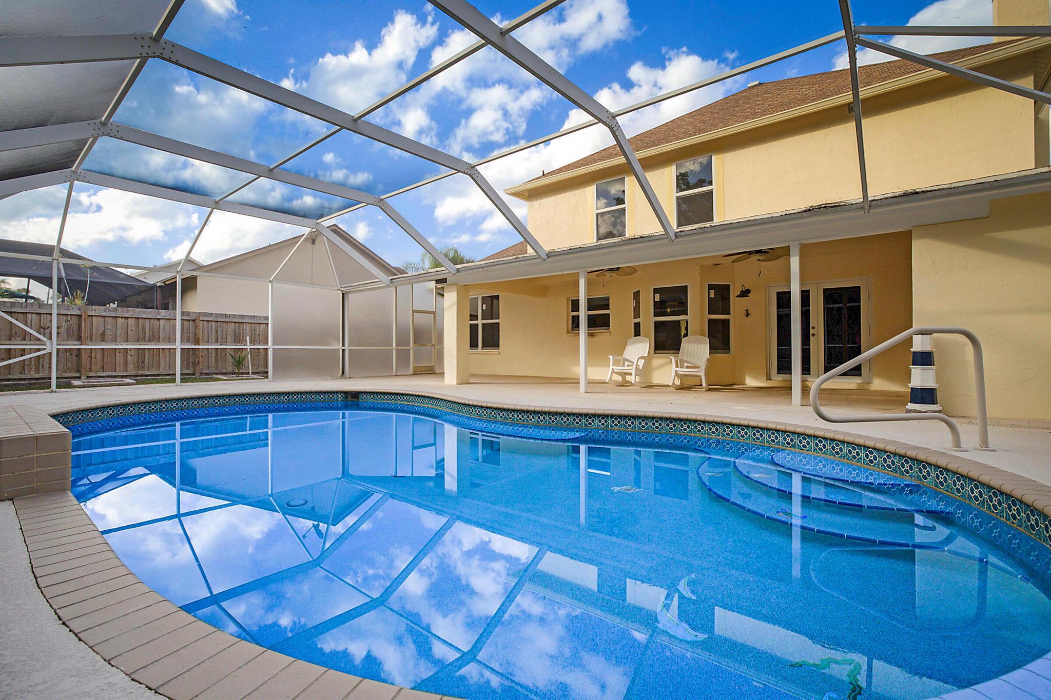 WOODS WALK 3 - Residential