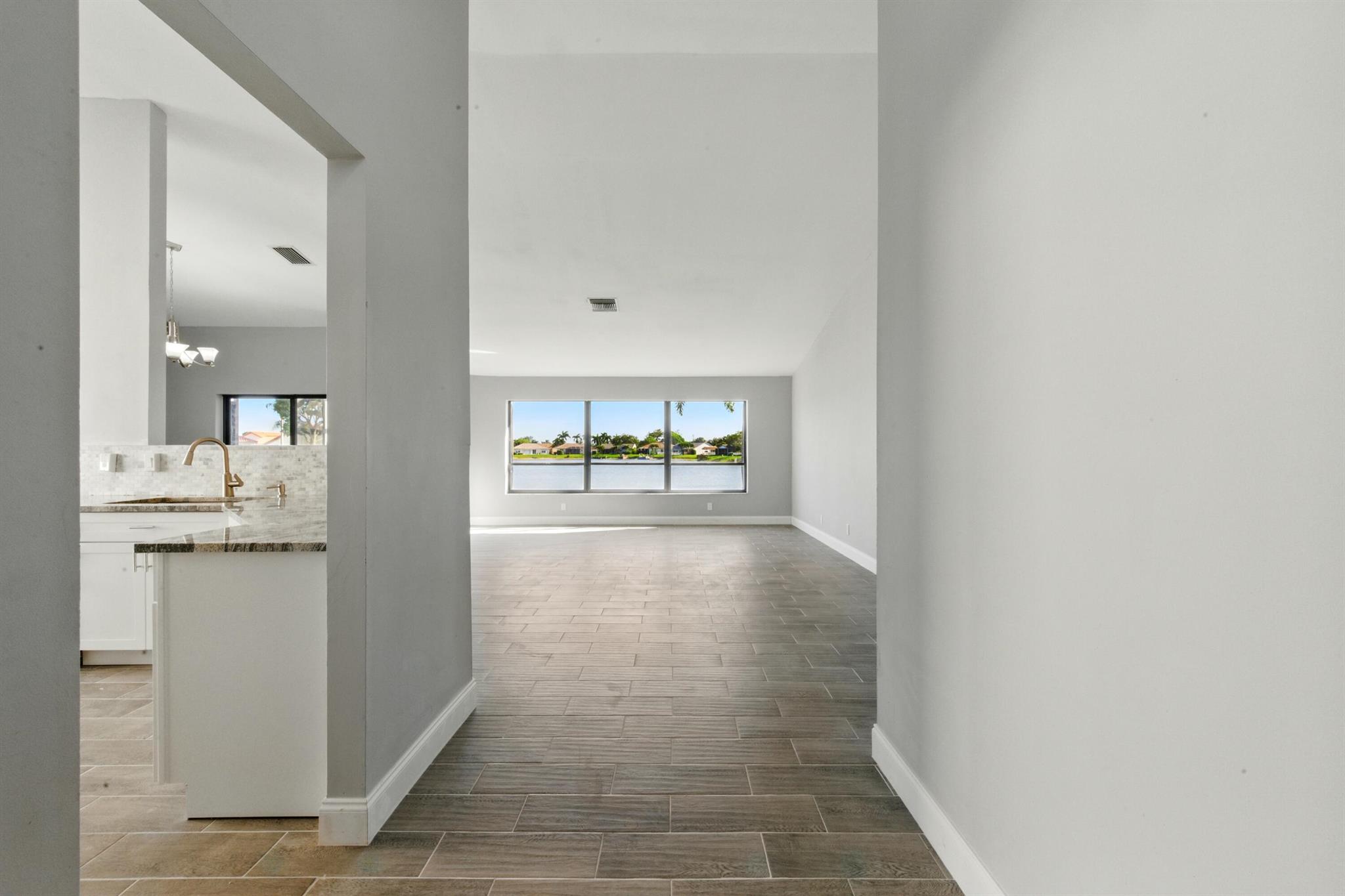 5465 Egret Isle Trail