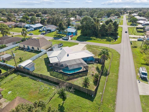 Tiny photo for 1101 SE Puritan Lane, Port Saint Lucie, FL 34983 (MLS # B26090536)