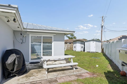 Tiny photo for 1101 SE Puritan Lane, Port Saint Lucie, FL 34983 (MLS # B26090536)