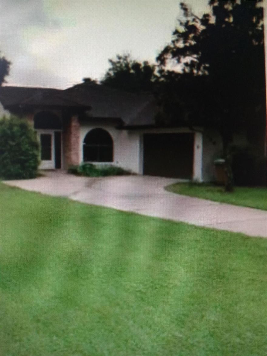 AVAILABLE FOR LEASE - 3BR/2BA single family home, offering a large family room, eat in kitchen, formal dining area, enclosed patio and more. This home is move in ready and located in the beautiful lakefront community of Waterwood. This community offers a private marina, boat dock, oversized heated community pool and more.
