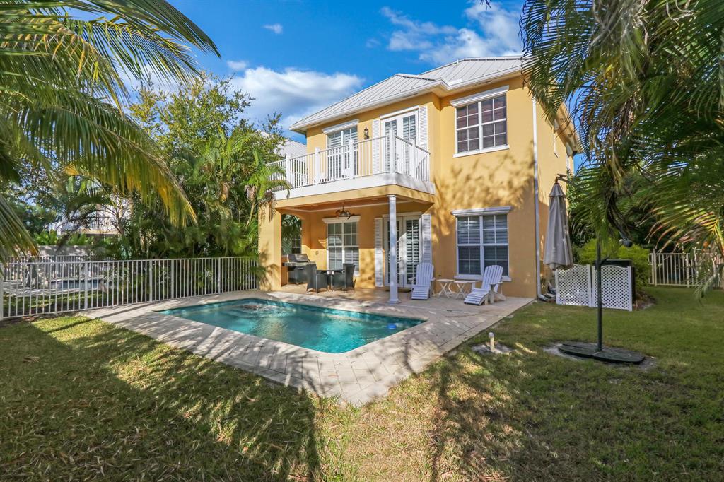 GOMEZ HILL - Residential Lease