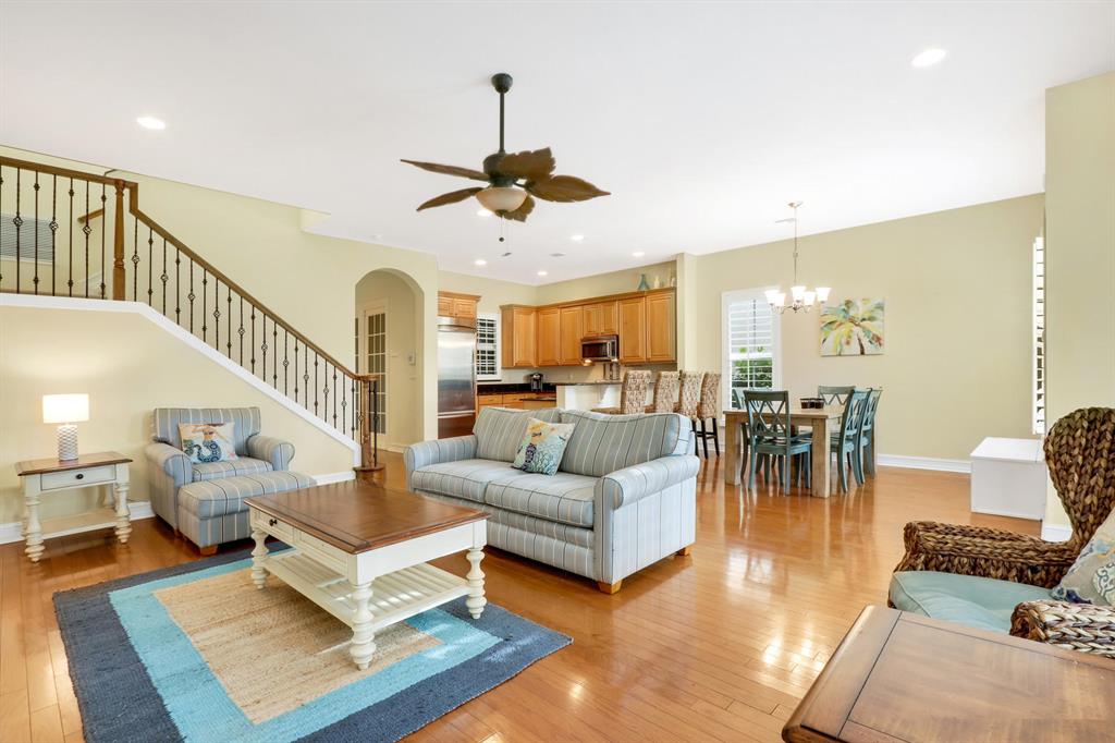 GOMEZ HILL - Residential Lease