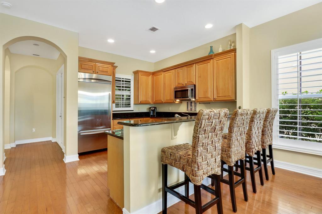 GOMEZ HILL - Residential Lease