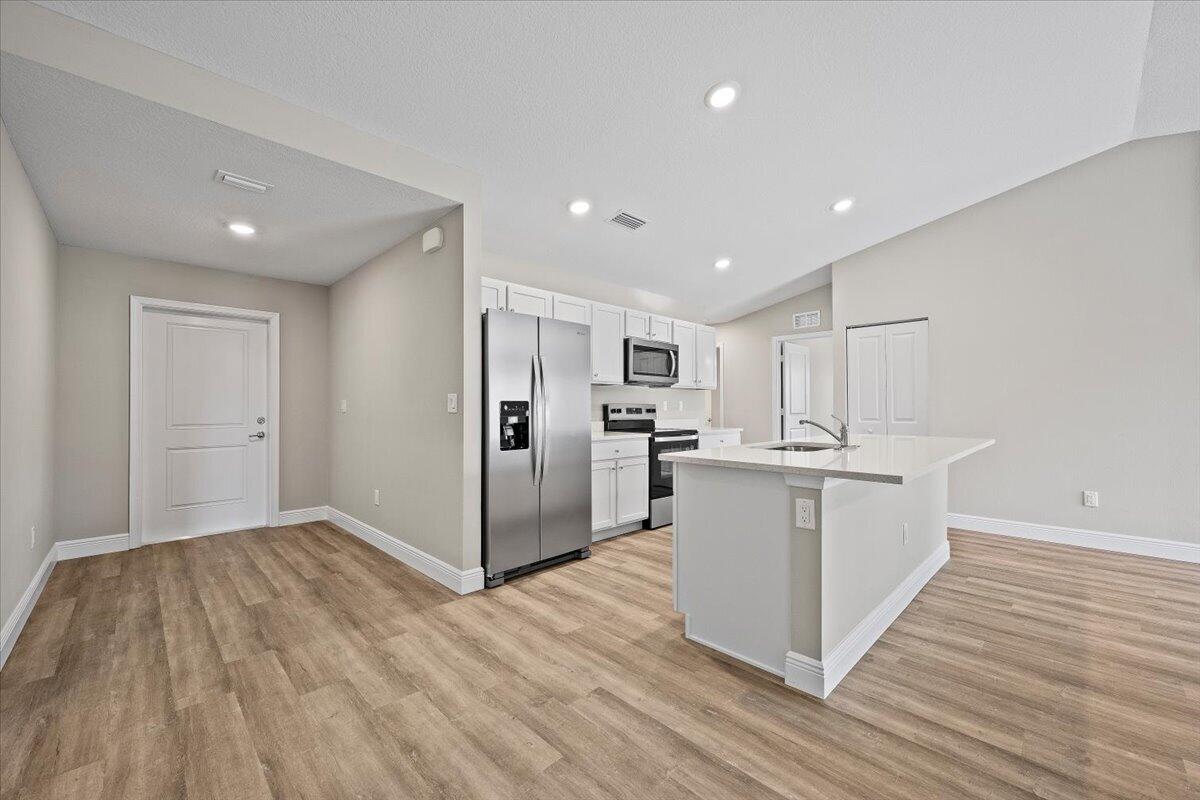 7002 Paso Robles Boulevard