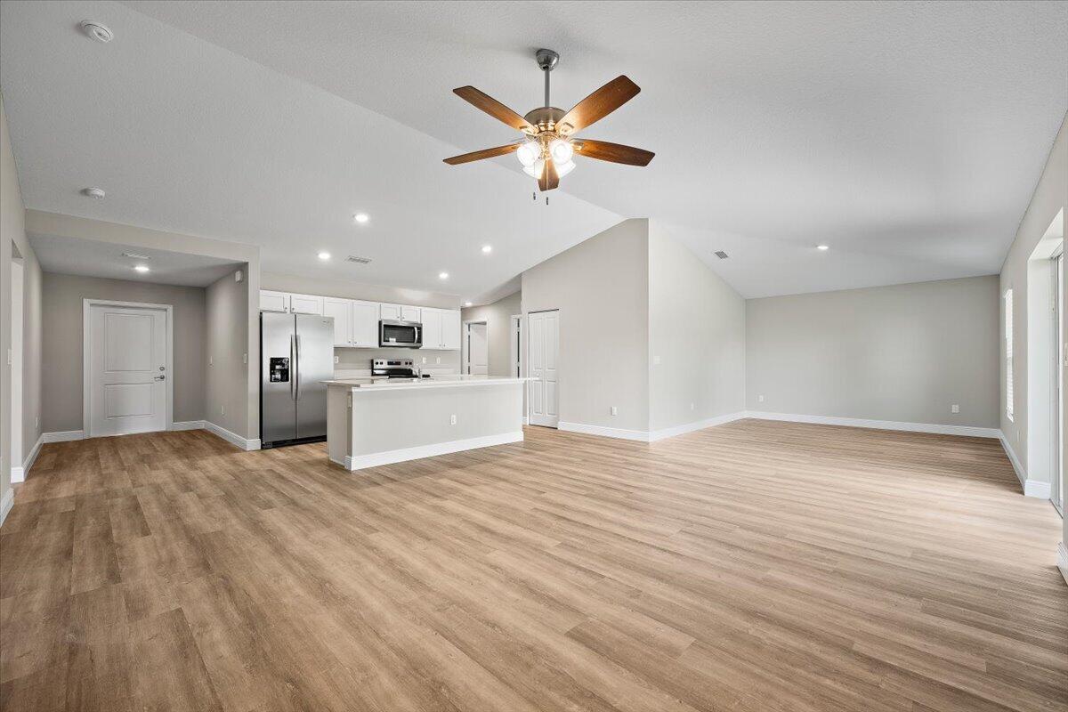 7002 Paso Robles Boulevard