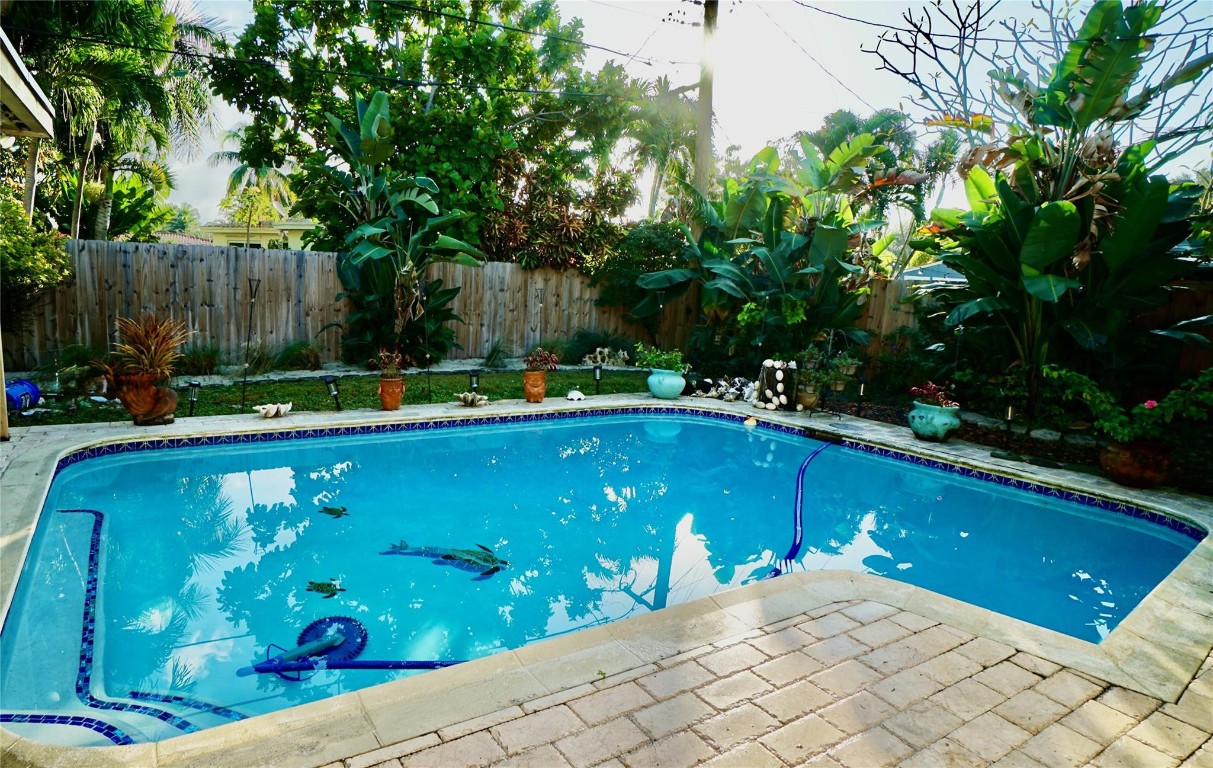 Lyons Park First Add 40-2 - Residential