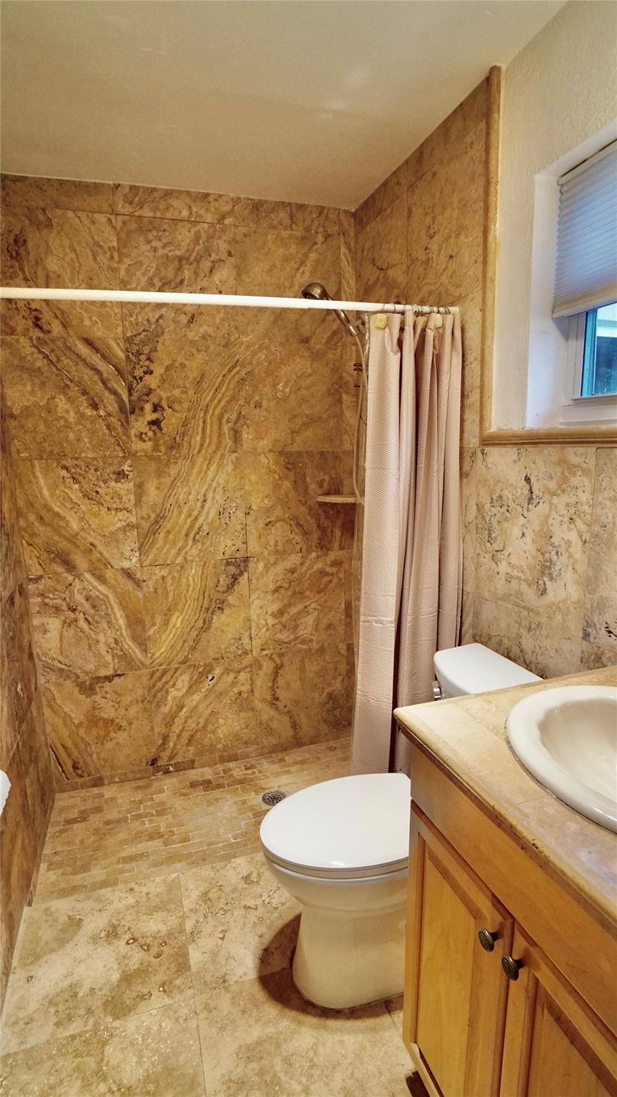 Lyons Park First Add 40-2 - Residential