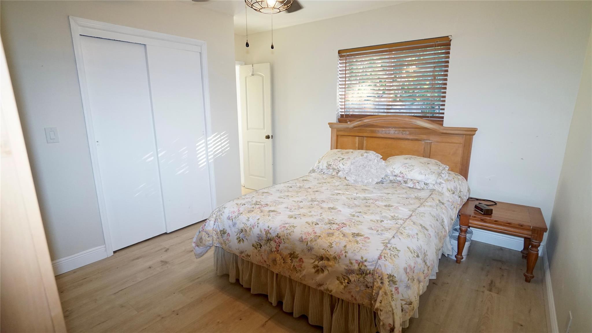 Lyons Park First Add 40-2 - Residential