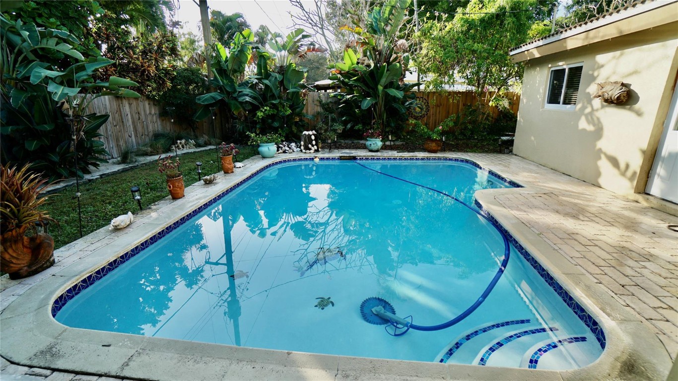 Lyons Park First Add 40-2 - Residential