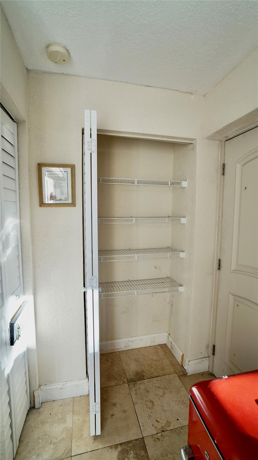 Lyons Park First Add 40-2 - Residential