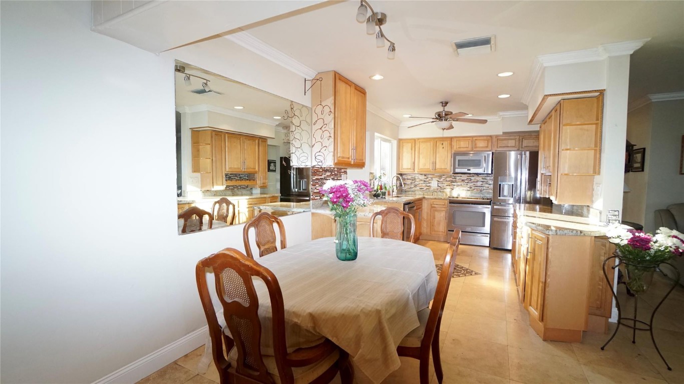 Lyons Park First Add 40-2 - Residential