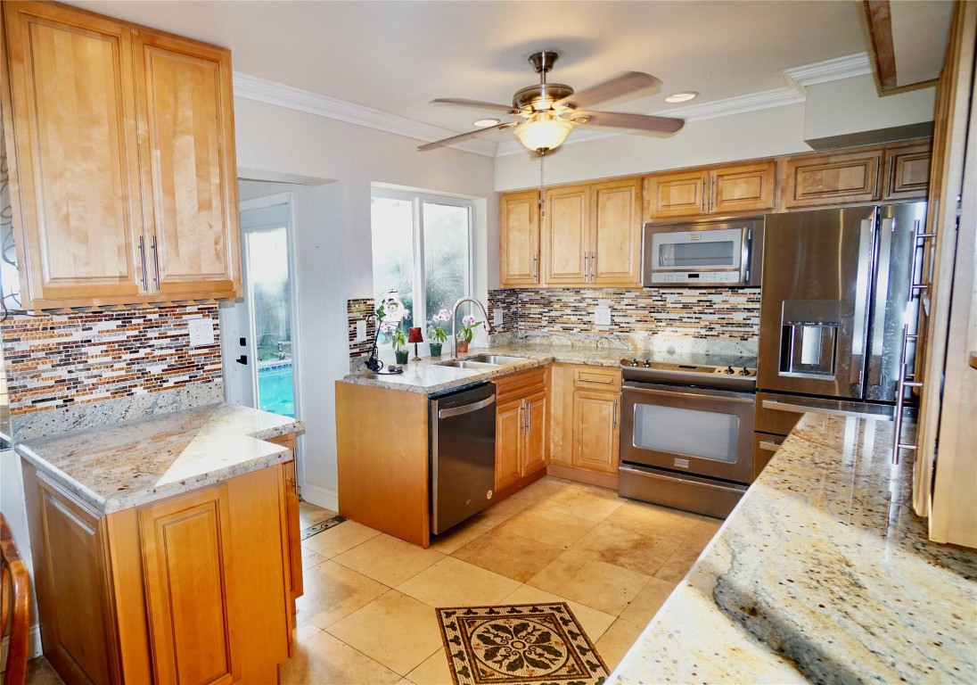 Lyons Park First Add 40-2 - Residential