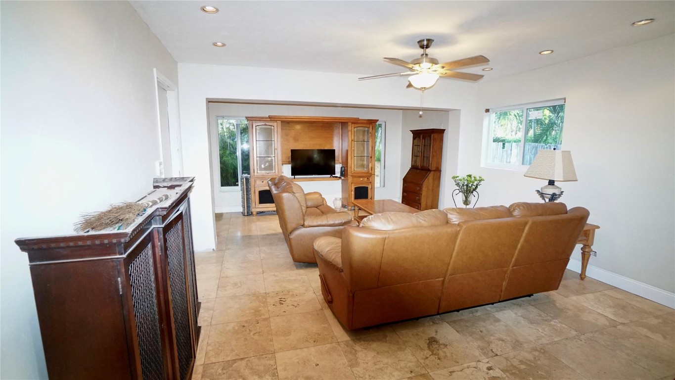 Lyons Park First Add 40-2 - Residential