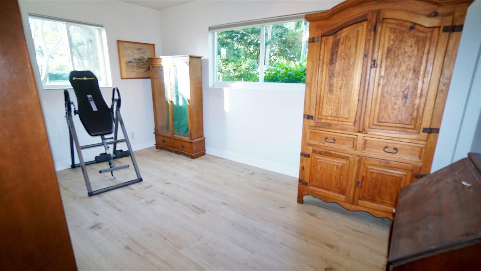 Lyons Park First Add 40-2 - Residential