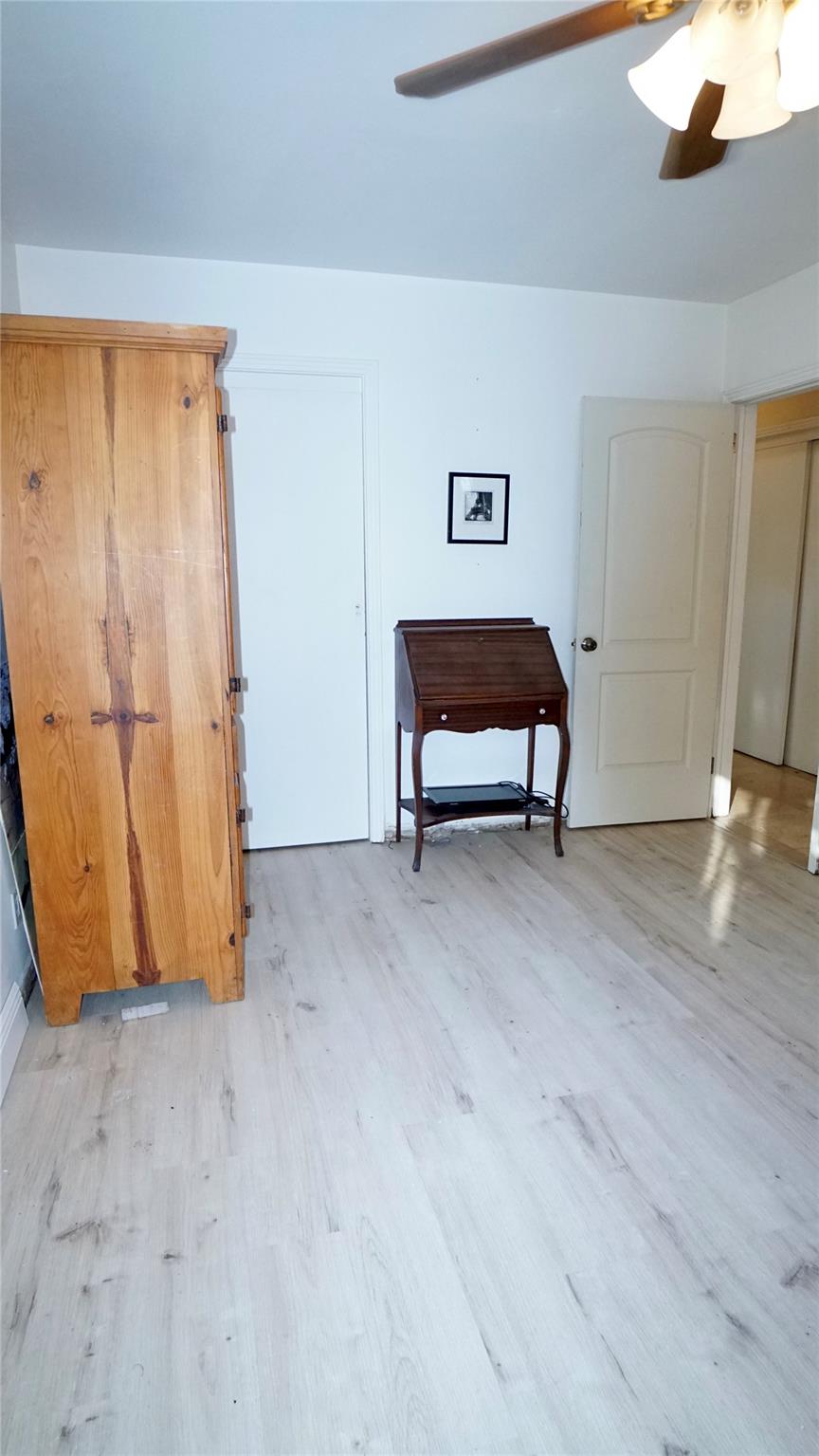 Lyons Park First Add 40-2 - Residential