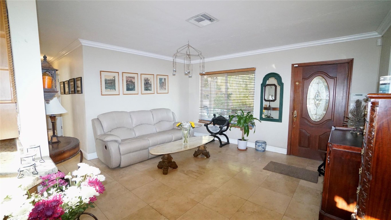 Lyons Park First Add 40-2 - Residential