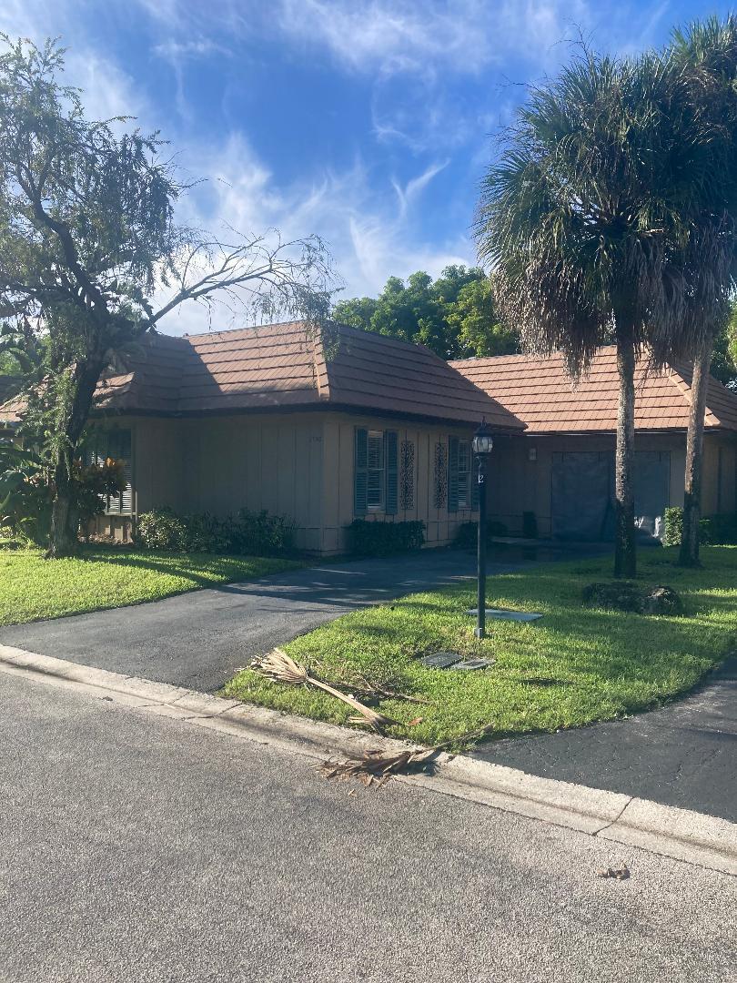Photo of 1950 COQUINA Way, Coral Springs, FL 33071 (MLS # B26080116)