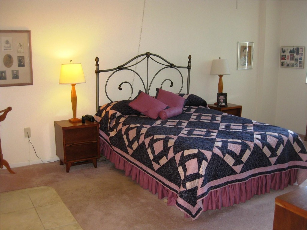 HILLCREST - Residential