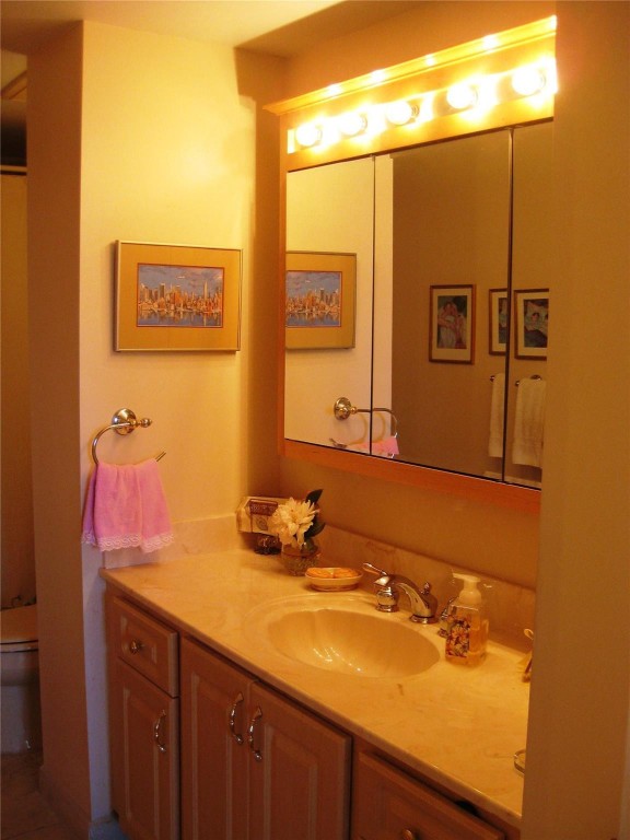 HILLCREST - Residential