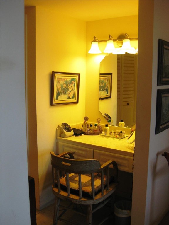 HILLCREST - Residential