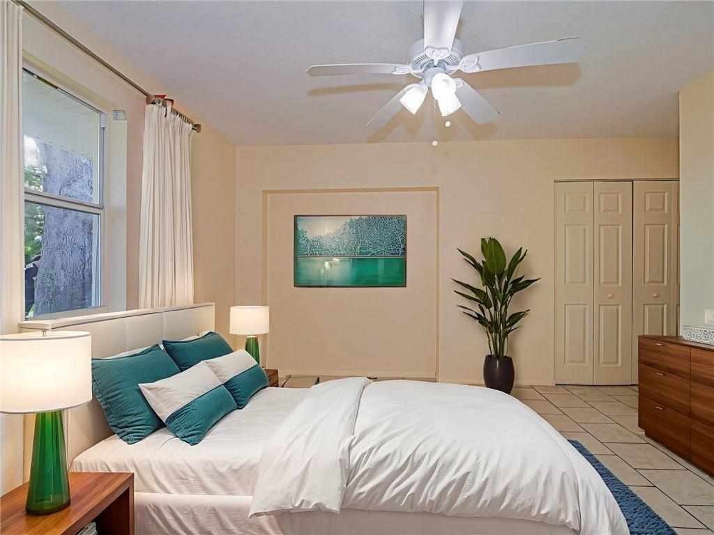 VERO BEACH HIGHLANDS UNIT - Residential