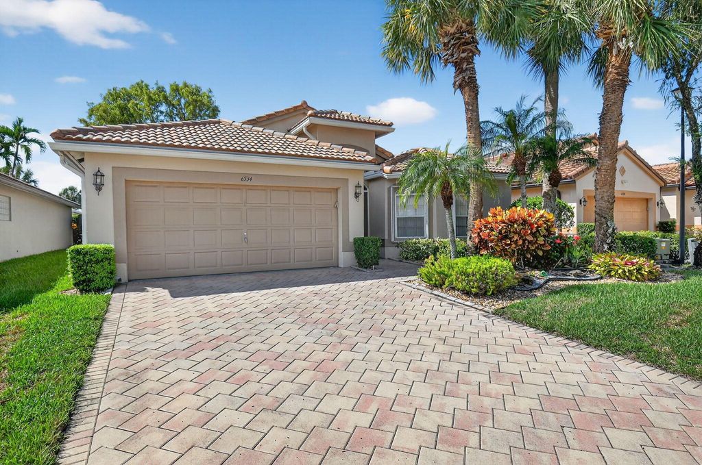 Photo of 6534 Bayhill Terrace, Boynton Beach, FL 33437 (MLS # R11120753)