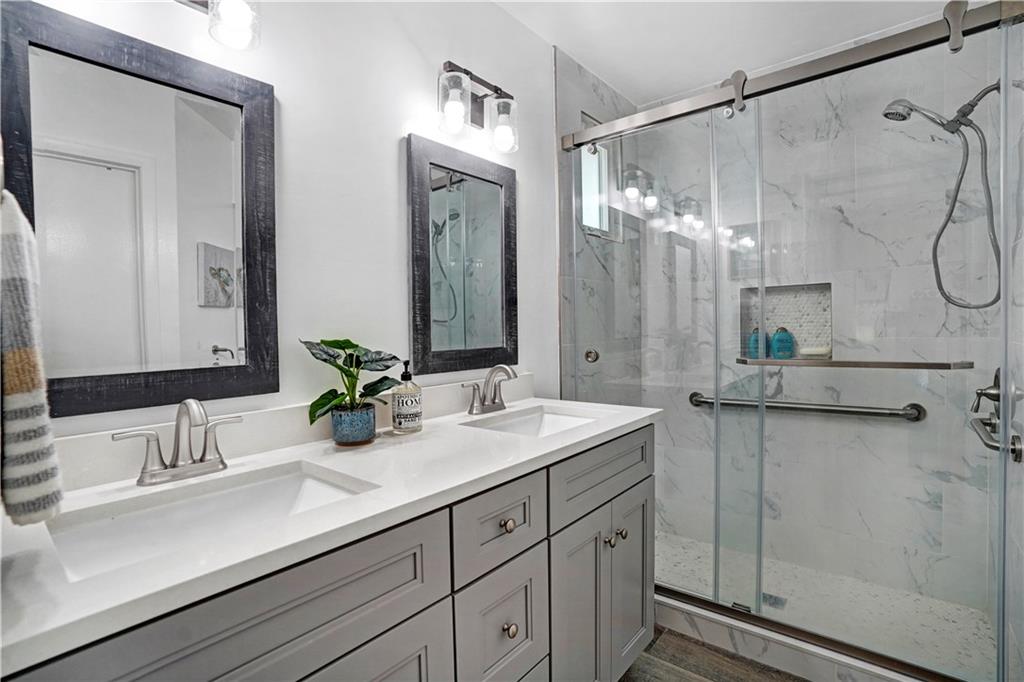 SHENANDOAH - Residential
