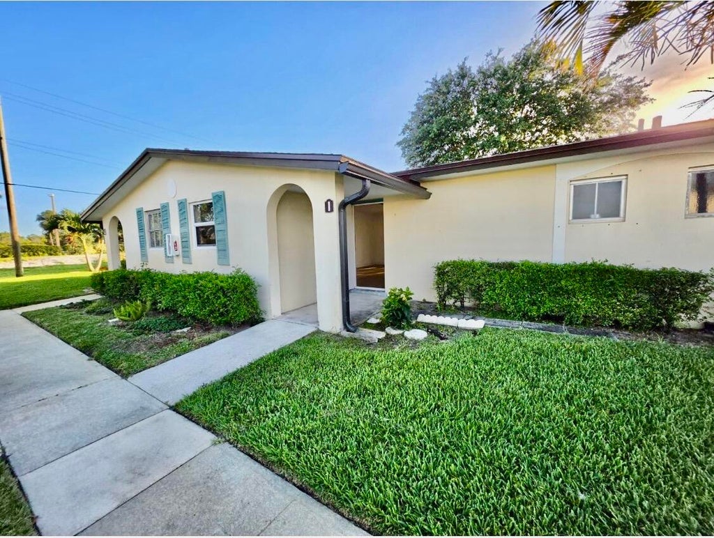 Photo of 2965 Ashley Drive W #I, West Palm Beach, FL 33415 (MLS # B26058044)