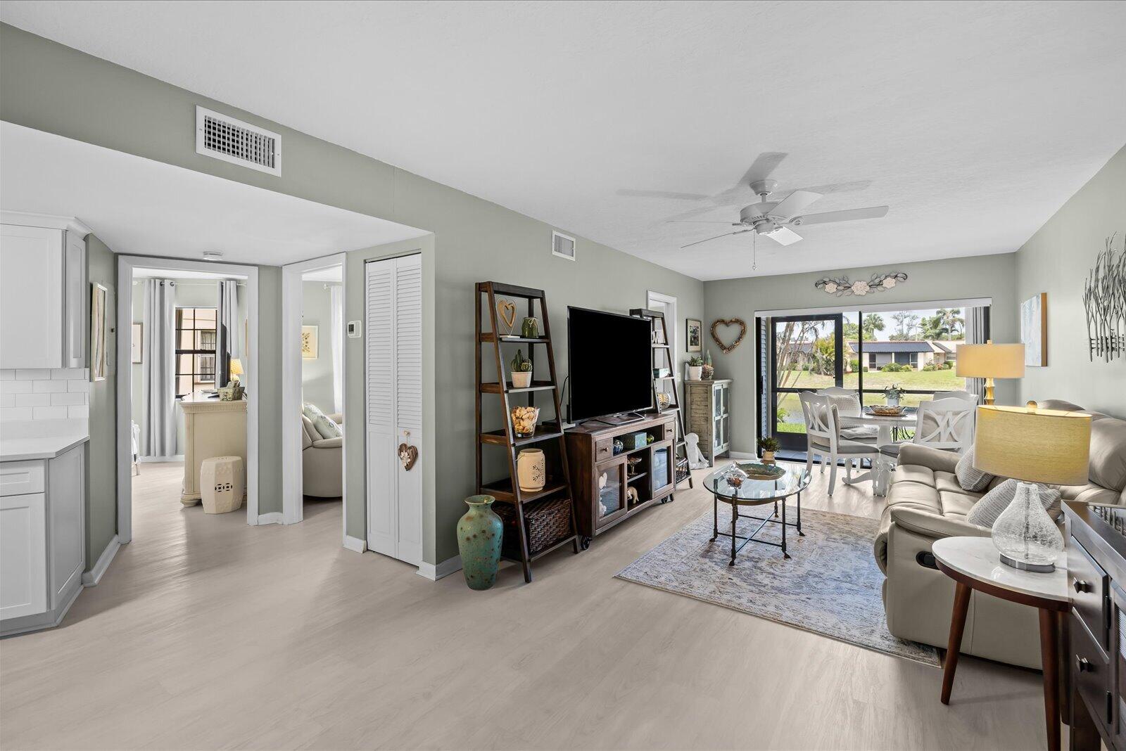 Savannas Club Condo - Residential