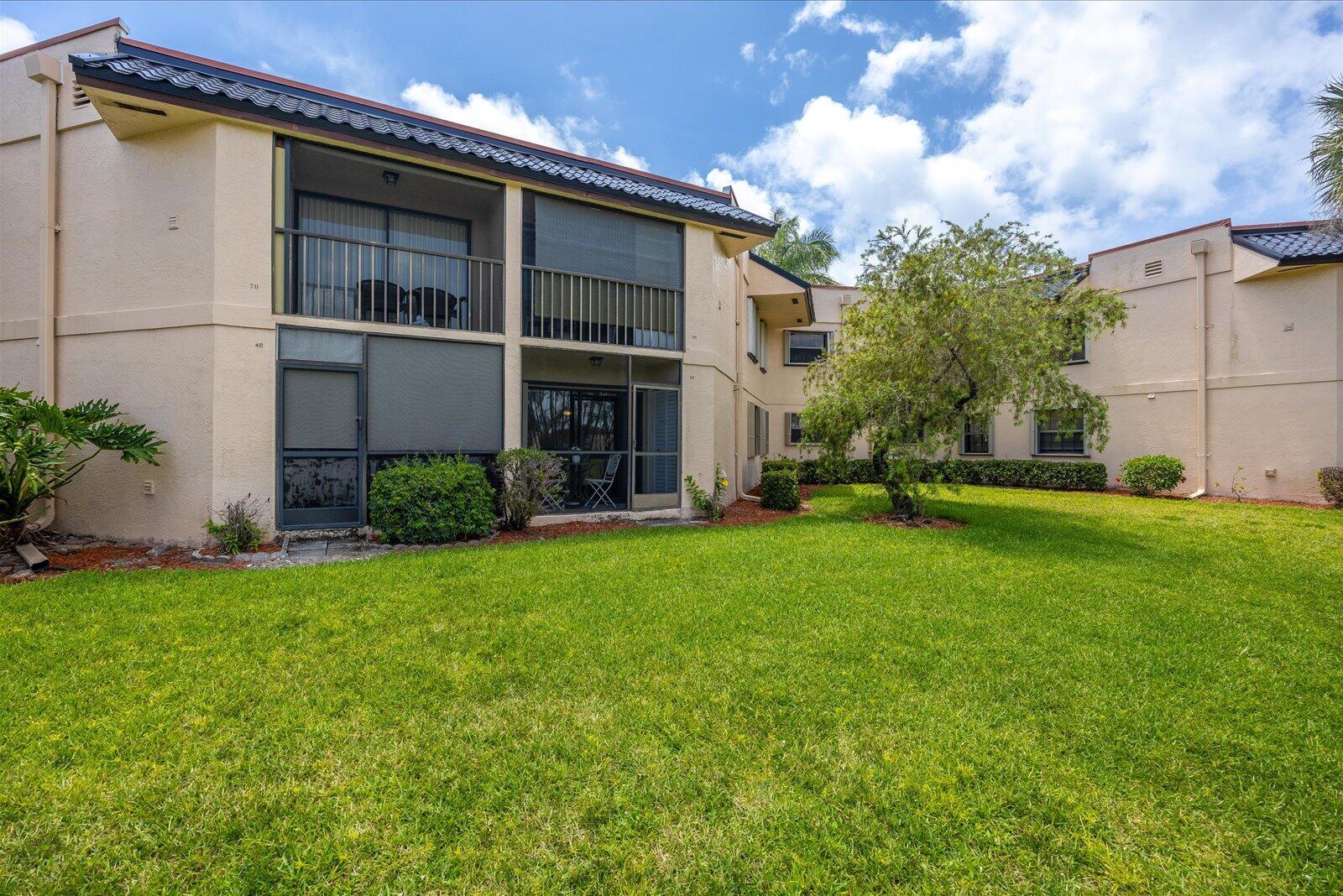 Savannas Club Condo - Residential
