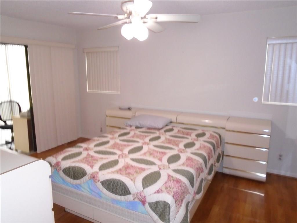 POND APPLE 3 - Residential