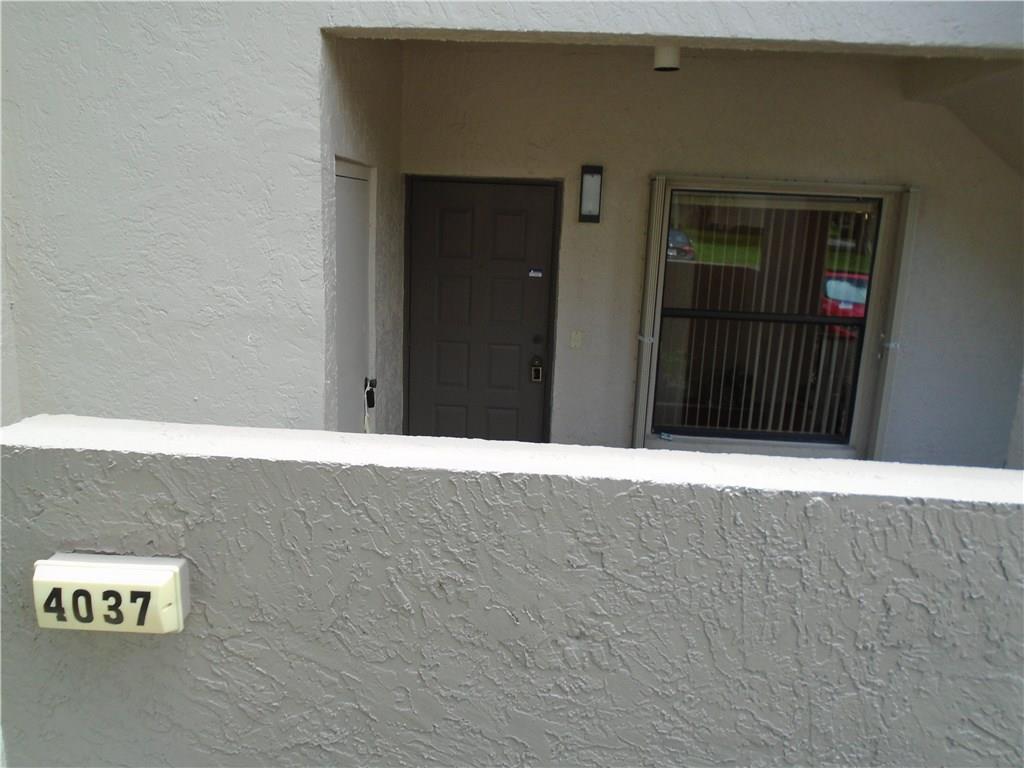 POND APPLE 3 - Residential