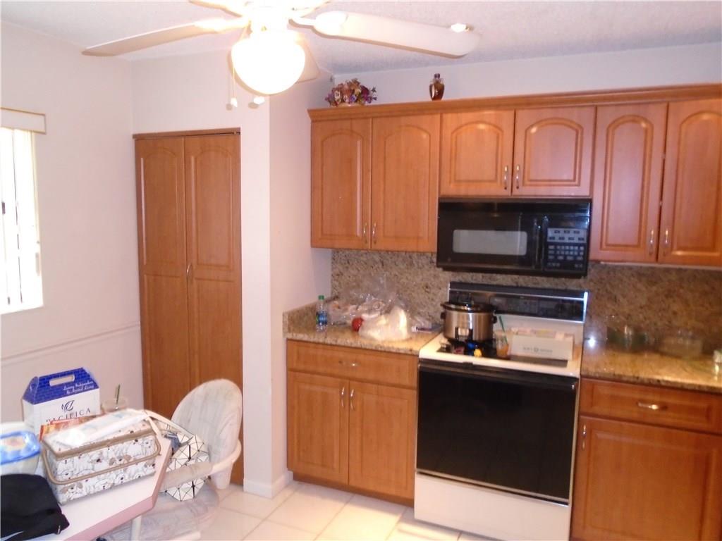 POND APPLE 3 - Residential