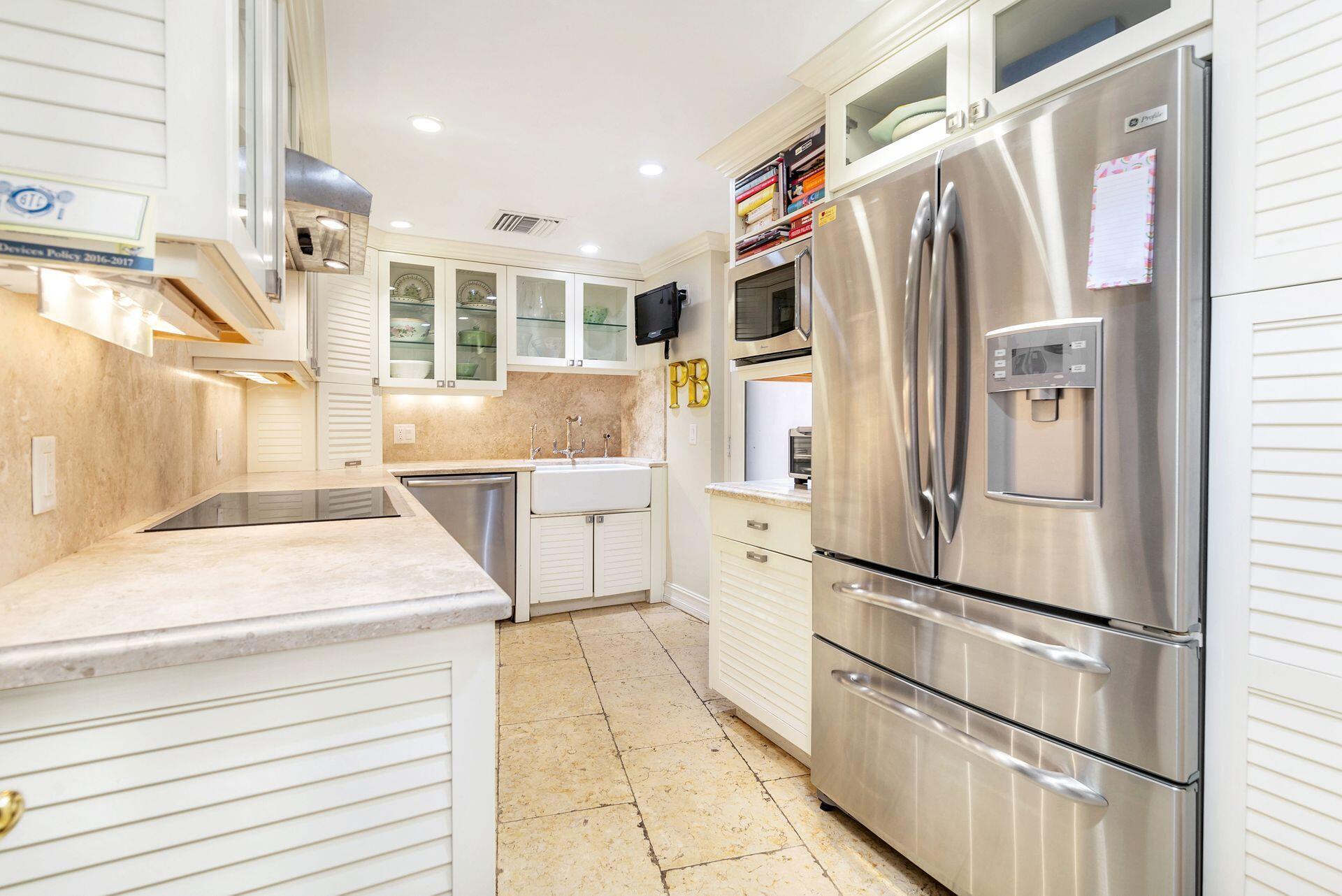 SOUTHLAKE CONDOMINIUM - Residential