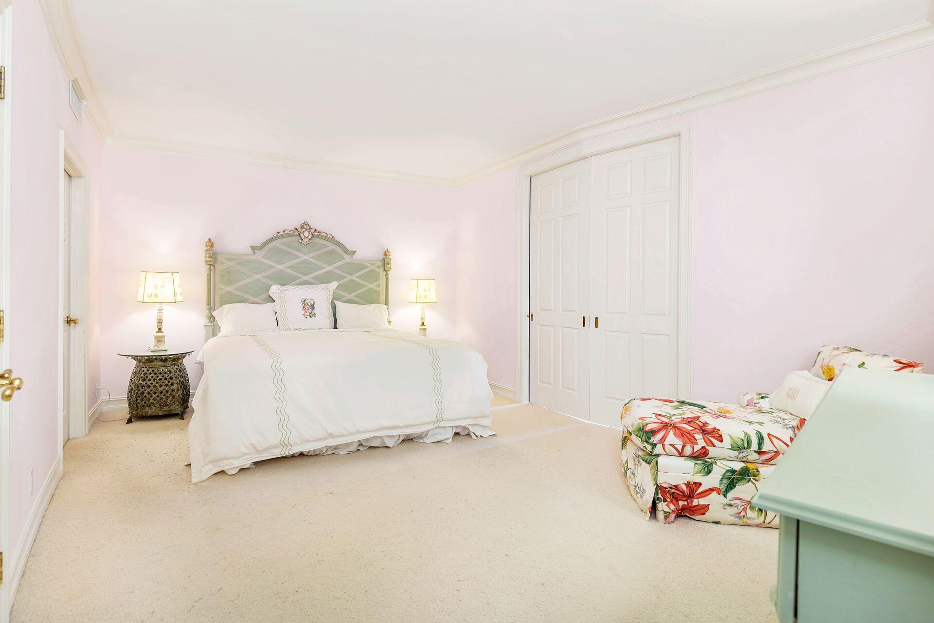 SOUTHLAKE CONDOMINIUM - Residential