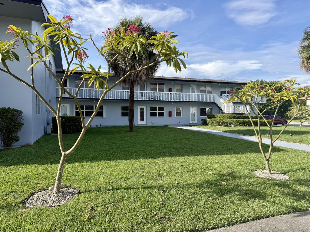 Photo of 66 Coventry C, West Palm Beach, FL 33417 (MLS # B26029478)