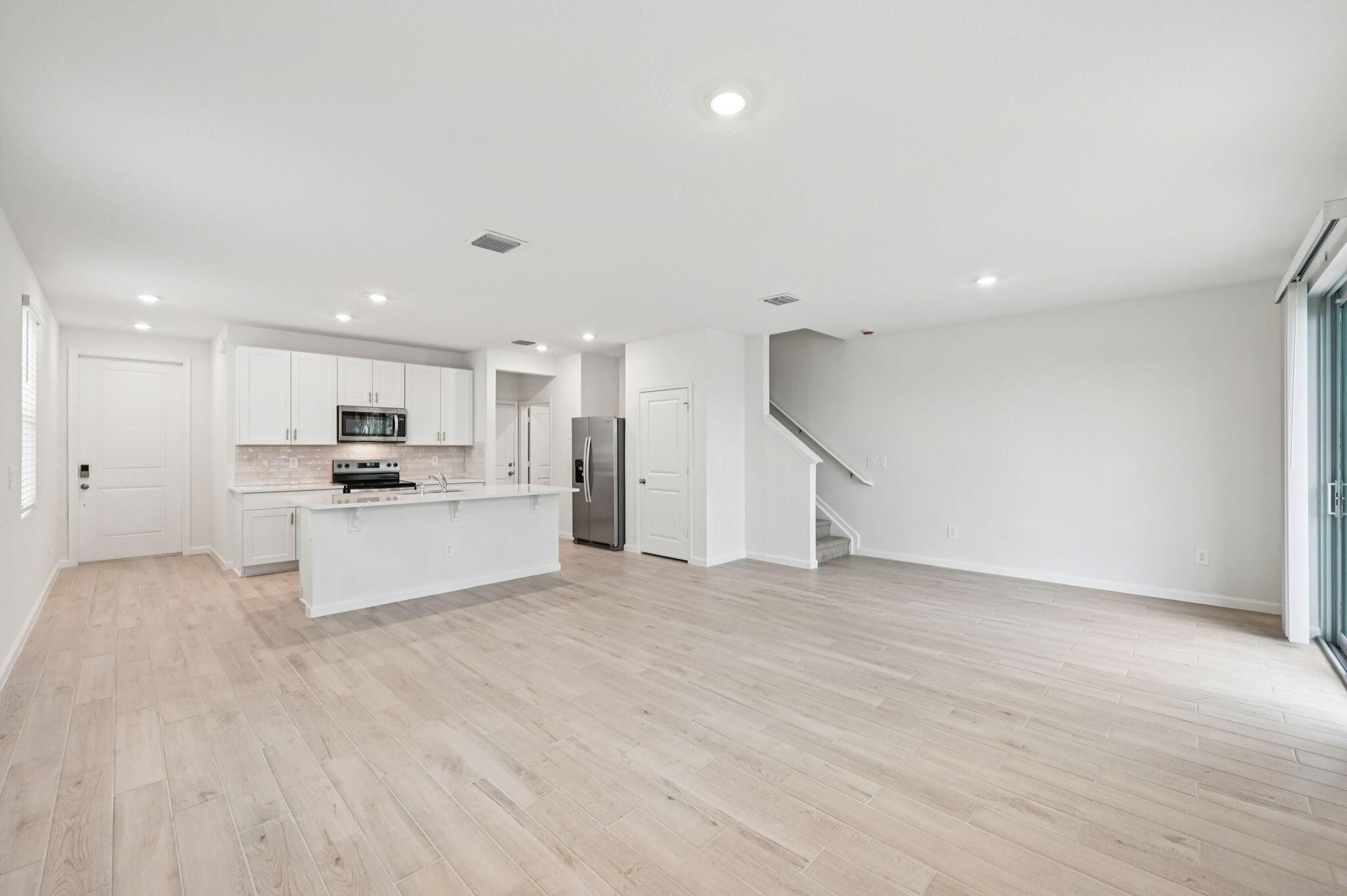 591 Salisbury Circle