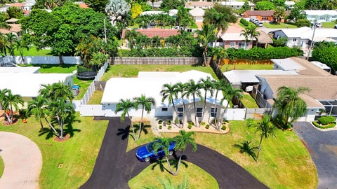 Tiny photo for 2621 NE 51ST Court, Lighthouse Point, FL 33064 (MLS # B26081749)