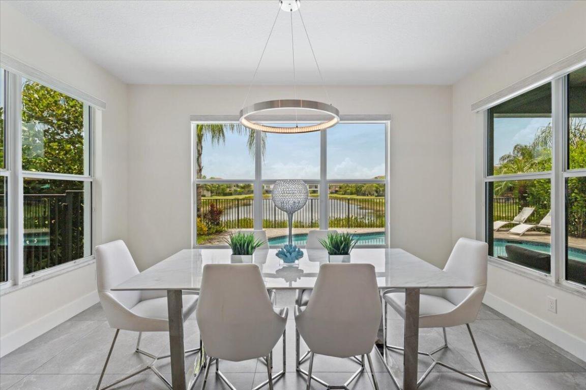 DAKOTA - Residential Lease