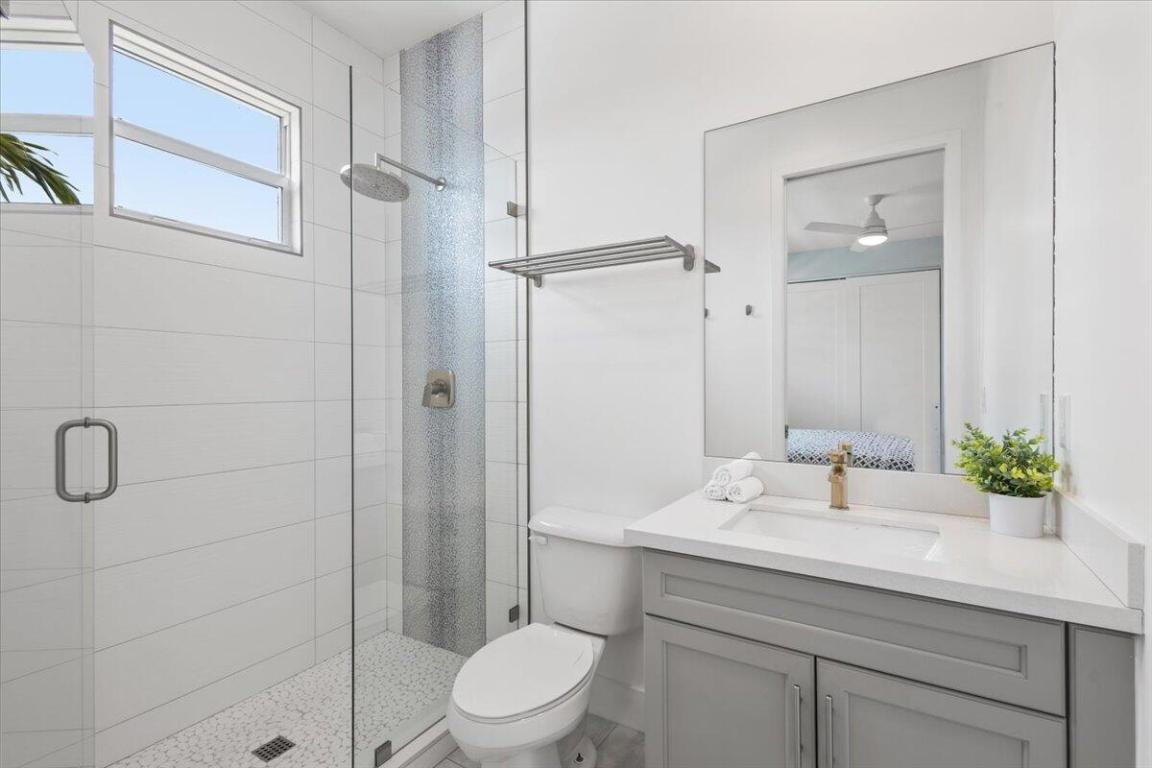 DAKOTA - Residential Lease