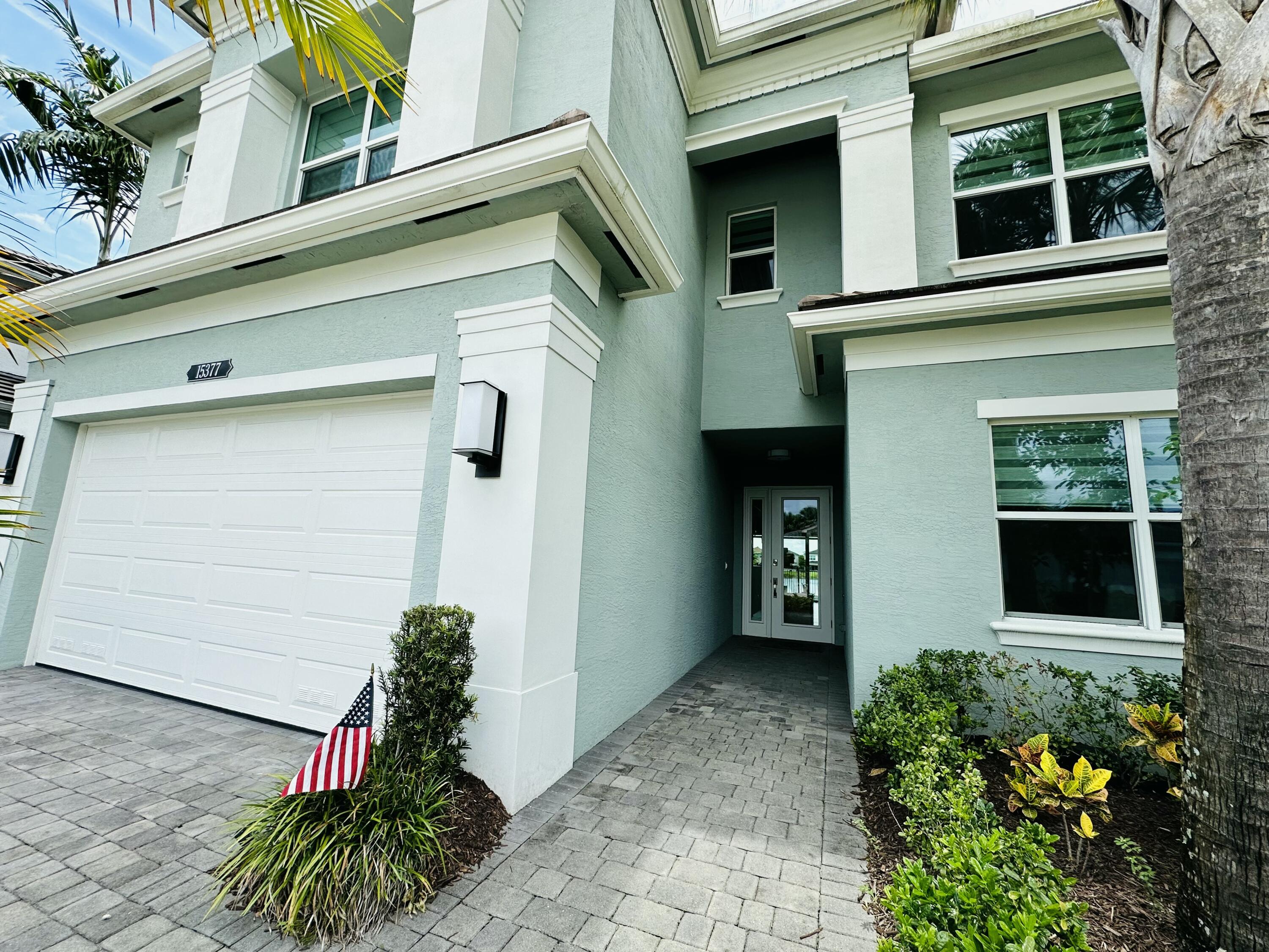 DAKOTA - Residential Lease