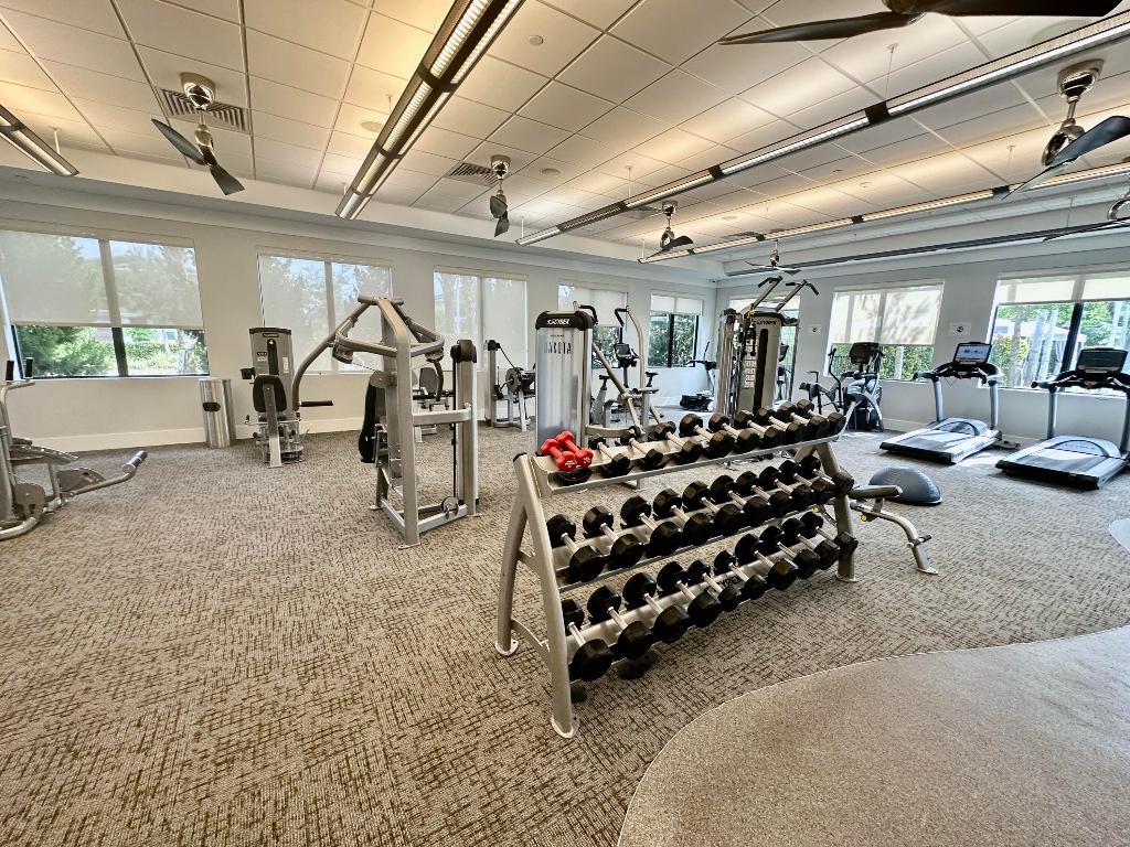 DAKOTA - Residential Lease