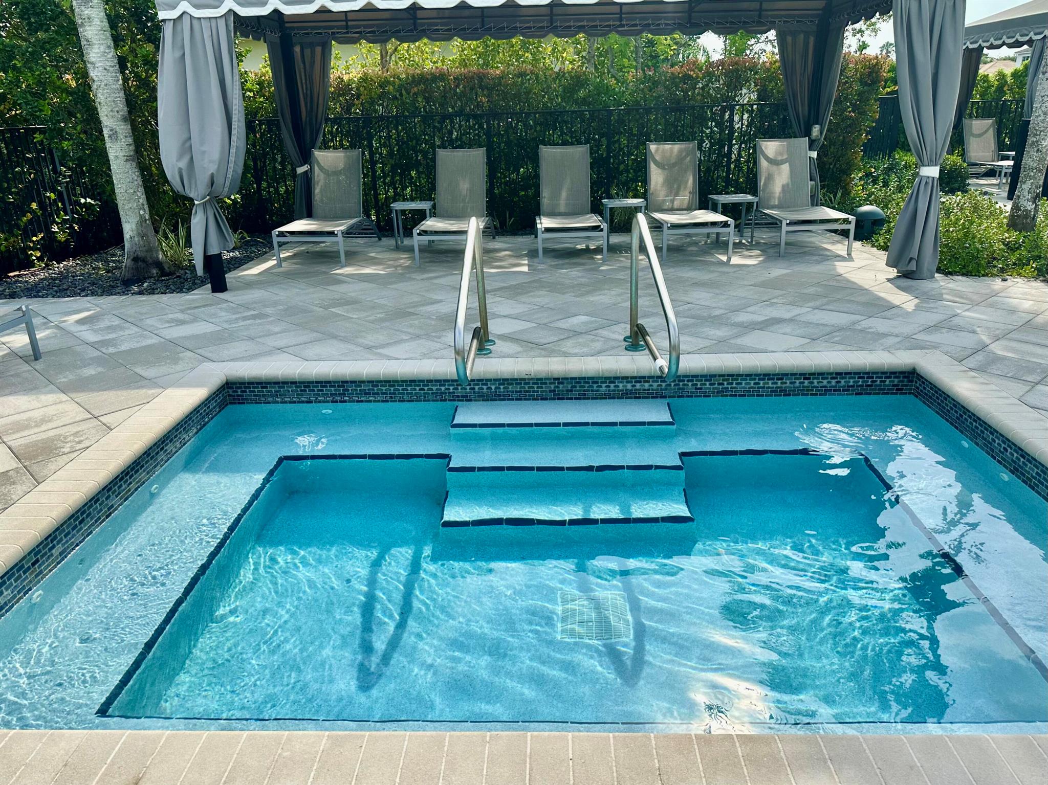 DAKOTA - Residential Lease